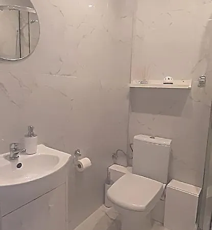 Elegant - 10 Min To The Centre, Near The Parks Apartment Warsaw
